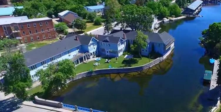 The Bobcaygeon Inn Buitenkant foto